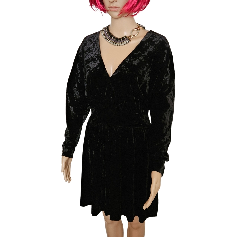 🖤Halston Heritage Black Dolman Sleeve Dress